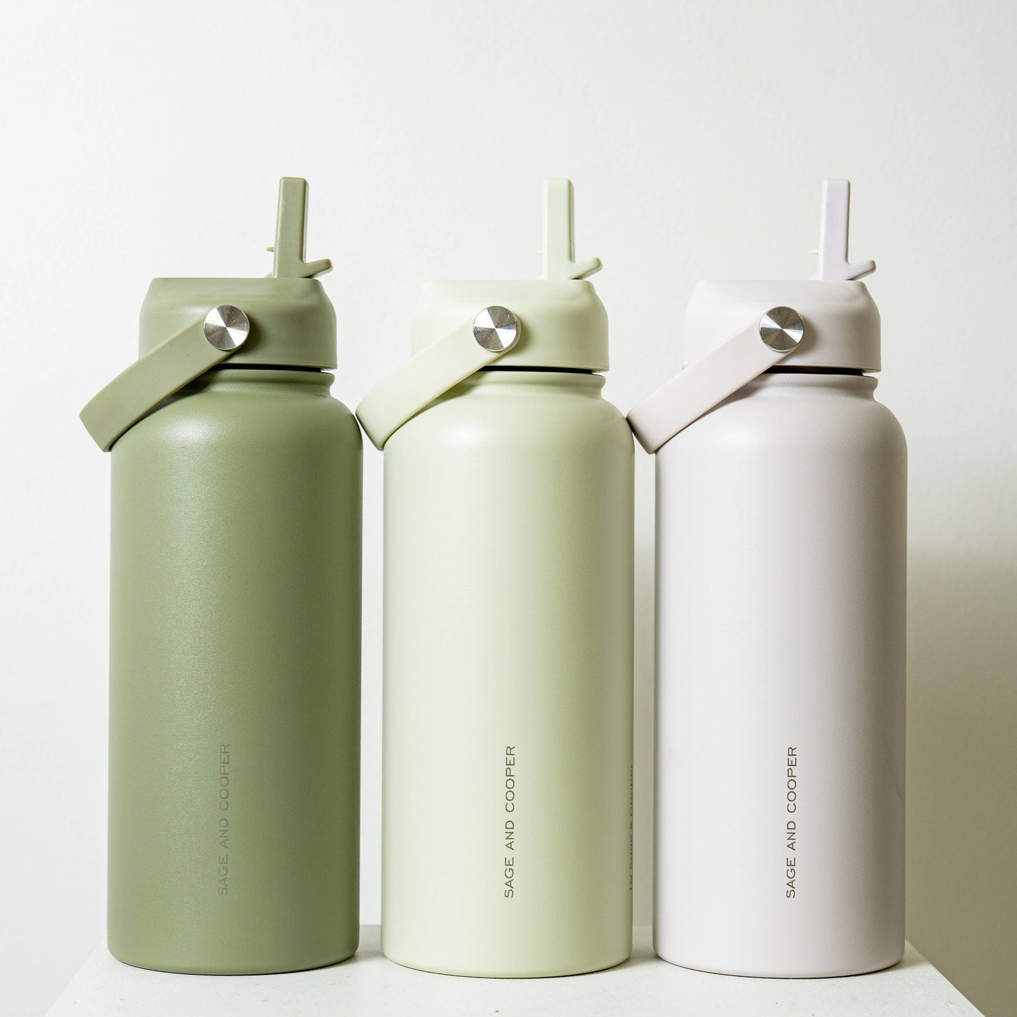 Sage & Cooper - The Sage & Cooper Insulated Drink Bottle: Stone / 1 Litre