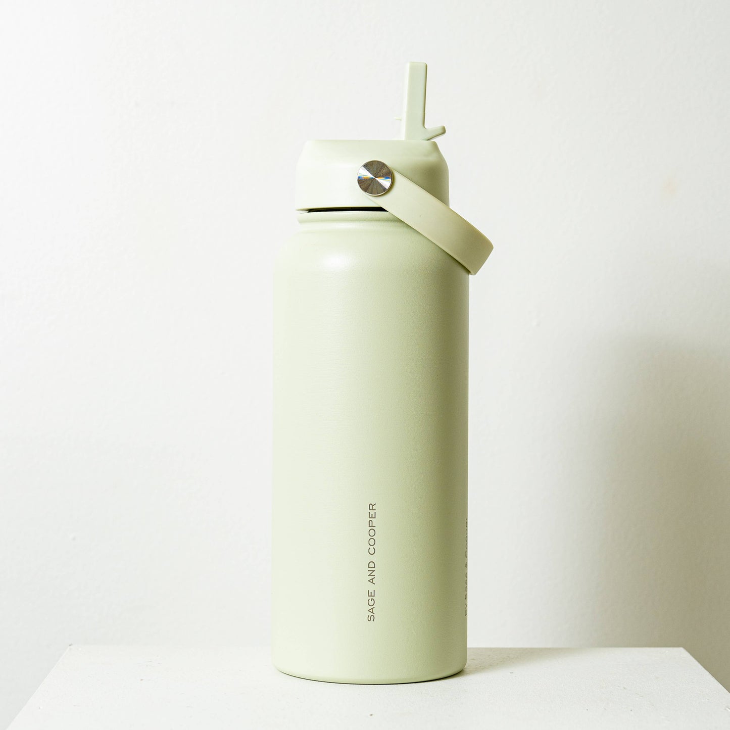 Sage & Cooper - The Sage & Cooper Insulated Drink Bottle: Stone / 1 Litre