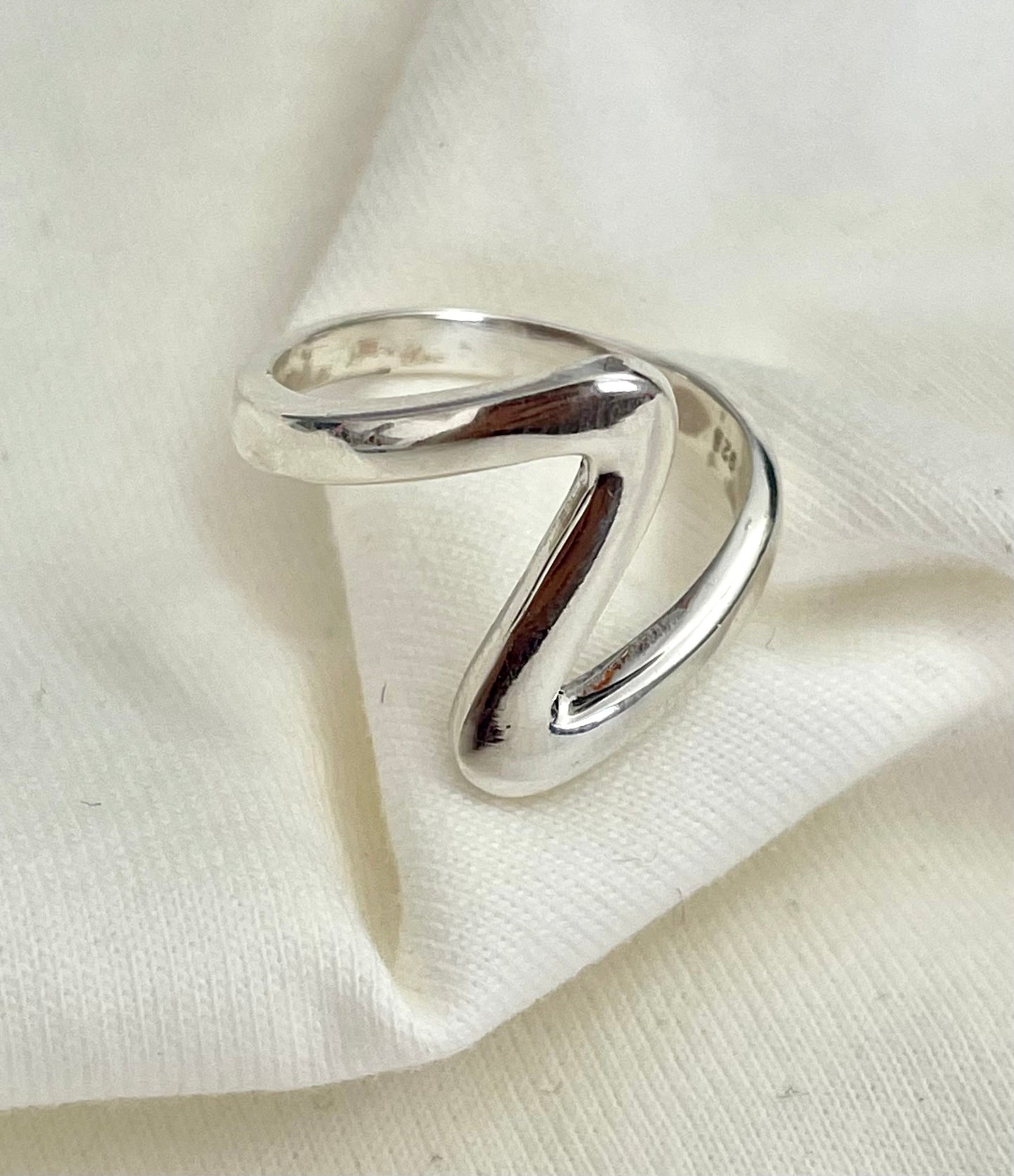 Silver Z Ring