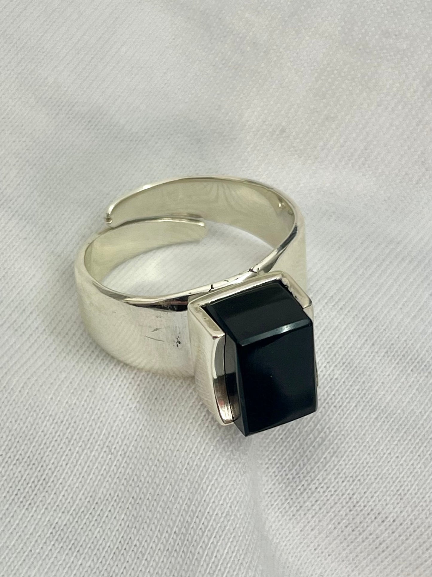 Hola Bella Onyx Ring