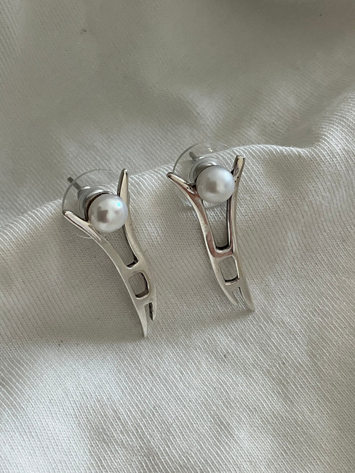 Iriha Earrings - 925 Silver