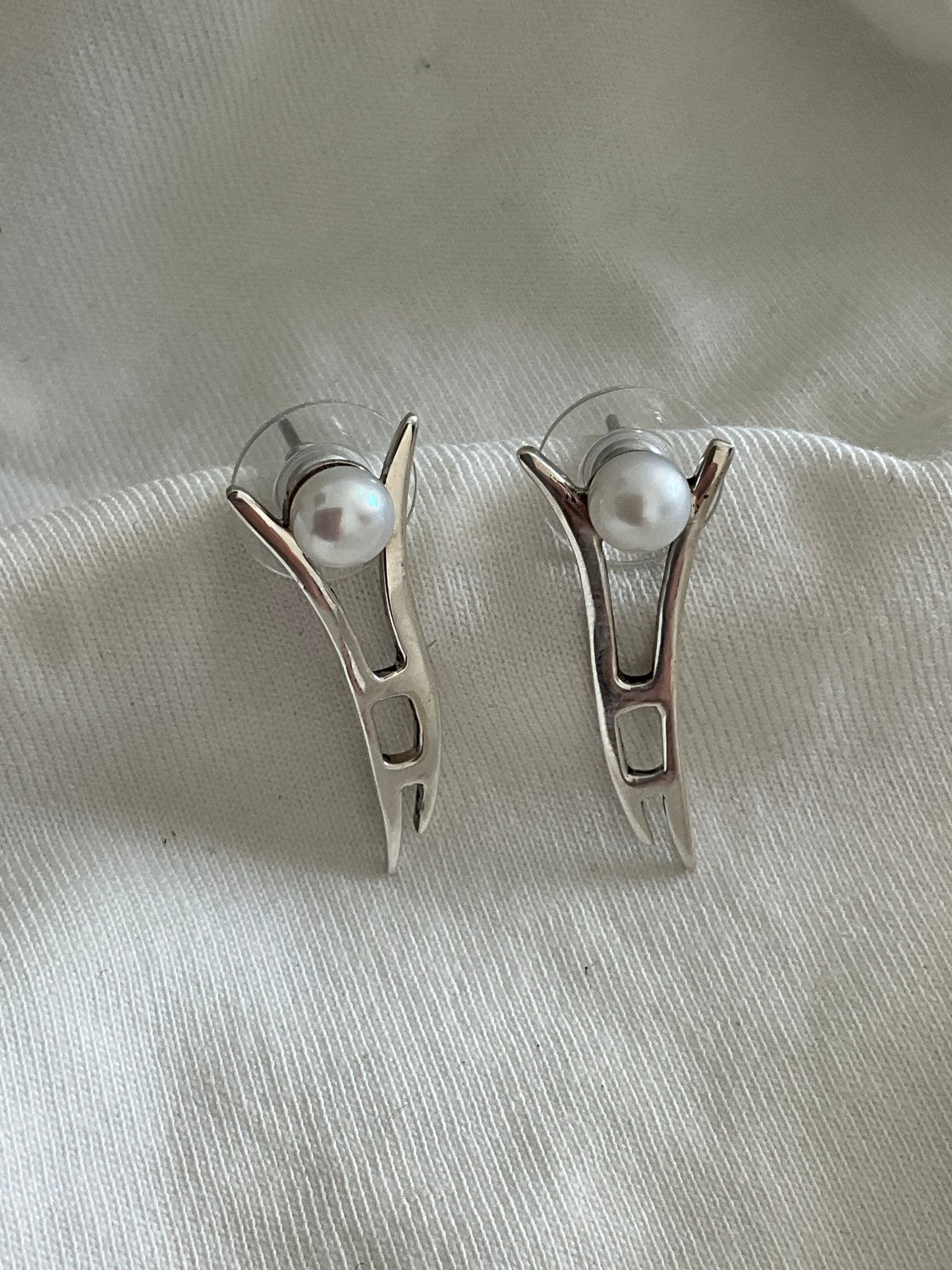 Iriha Earrings - 925 Silver