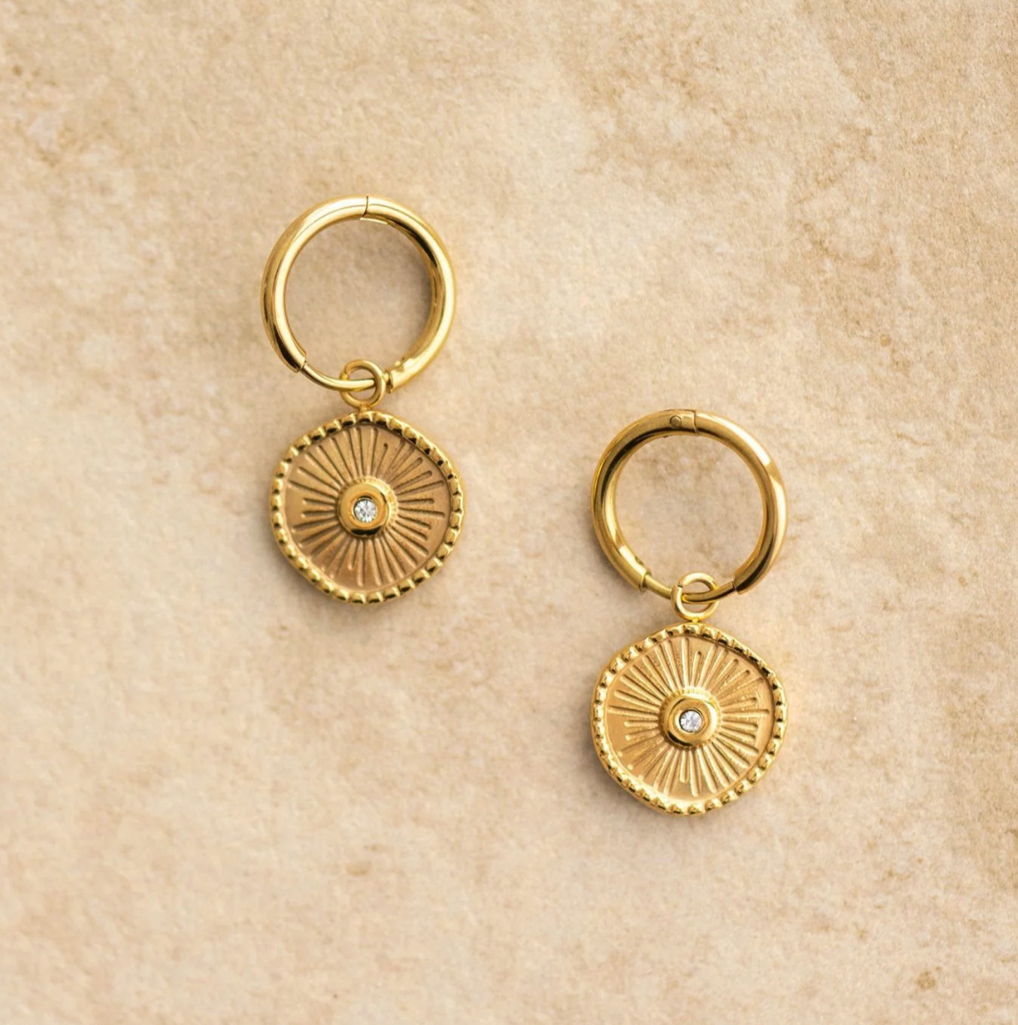 Eyesha Earrings - Gold
