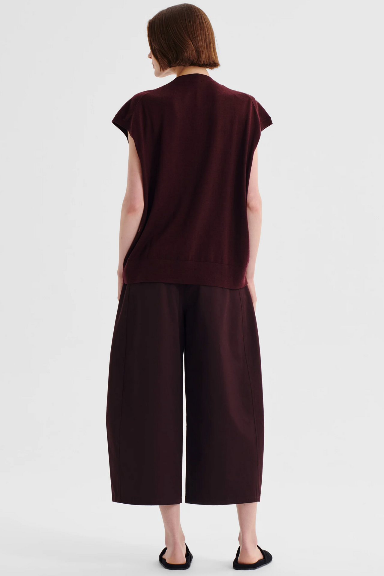 Oxford Merino Knit Vest - Pinot