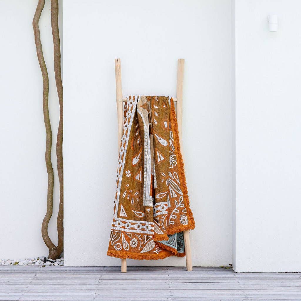 Sunni Scenes - Oak Picnic Rug