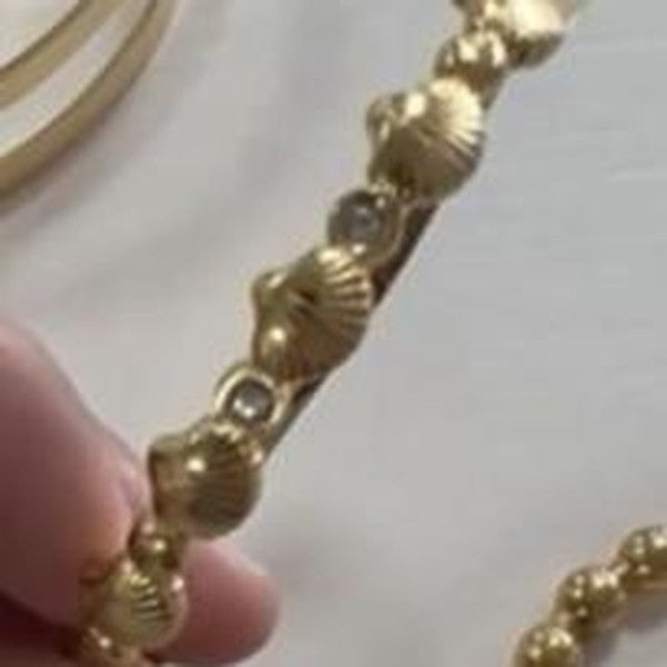 Shell Bangle - Gold