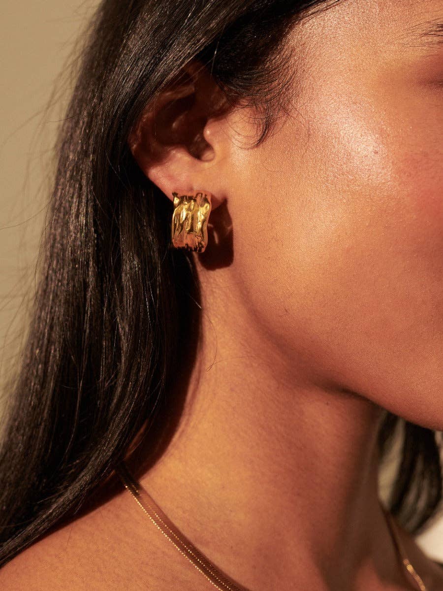Sculpted Hoop Earrings - Gold Plated