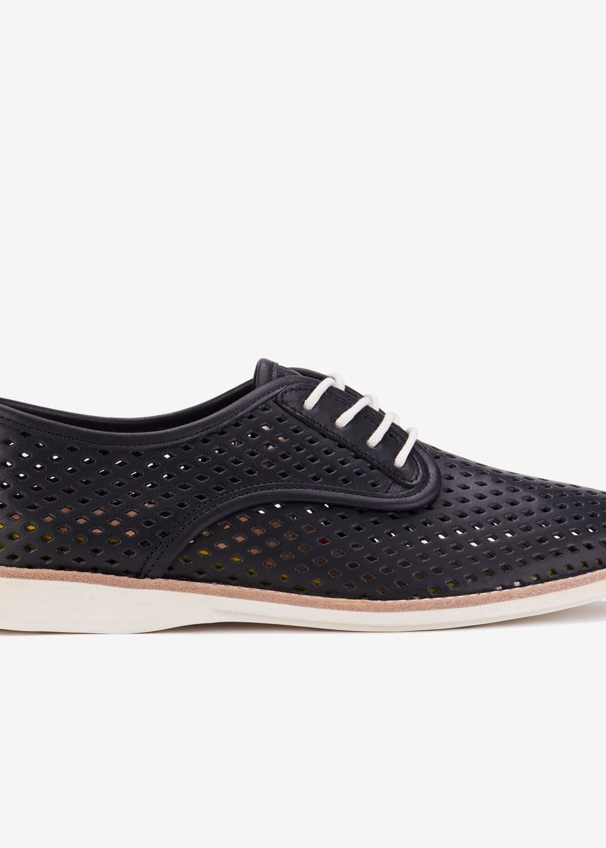 Derby Punch Shoes - Black