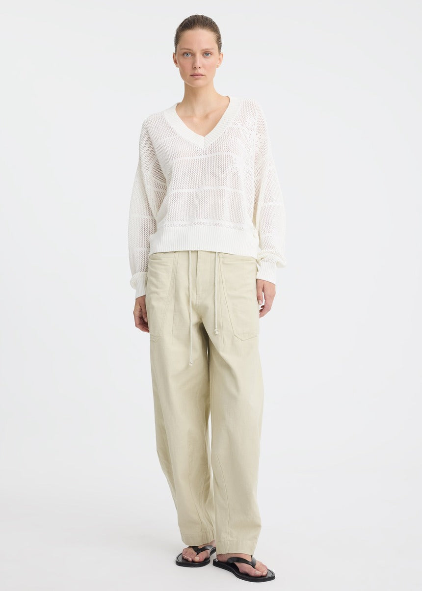 Elira V-Neck Pullover - White