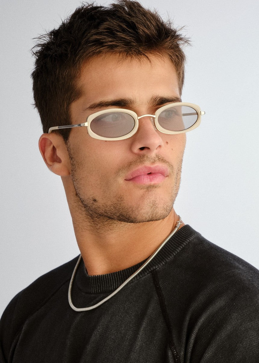 Mecharo Sunglasses - Silver / Milky Butter