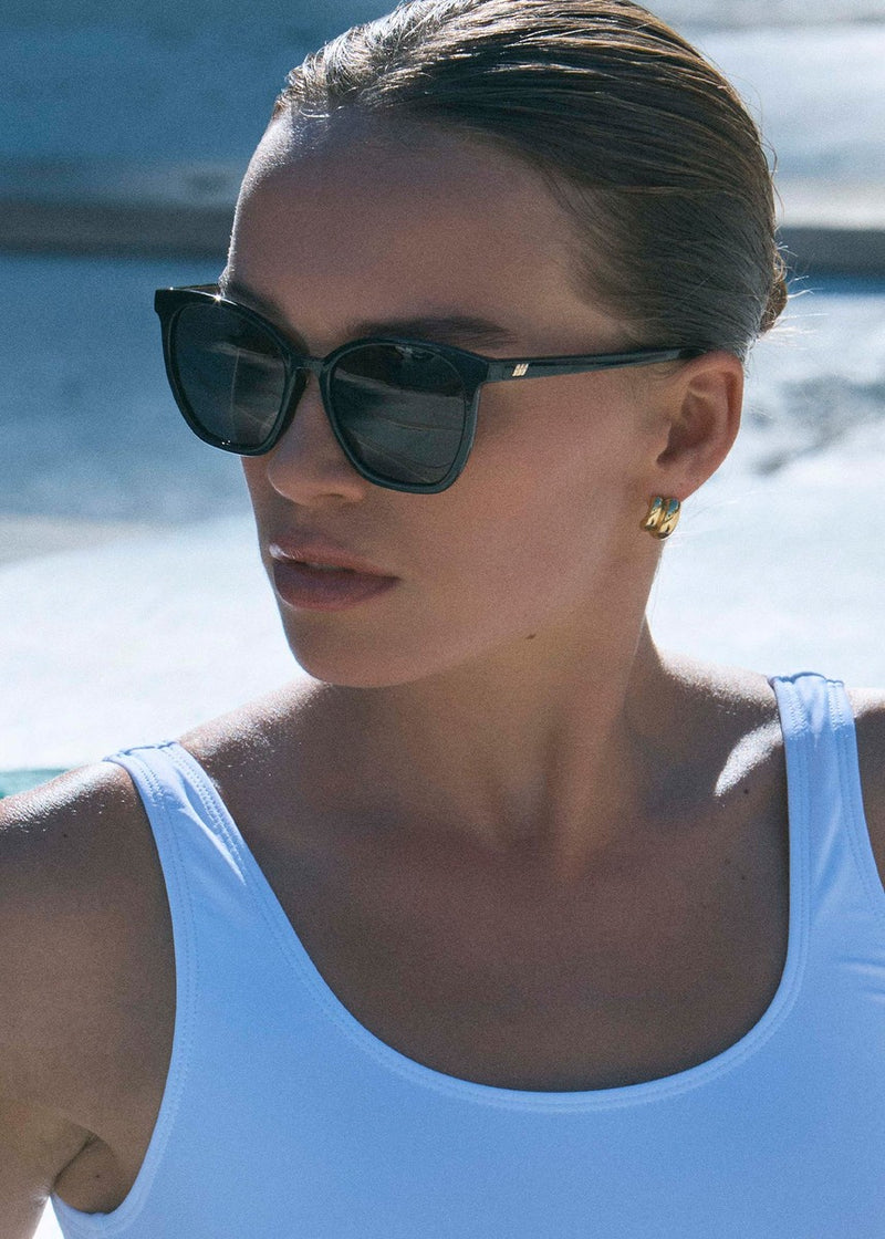Nirvana Sunglasses - Black
