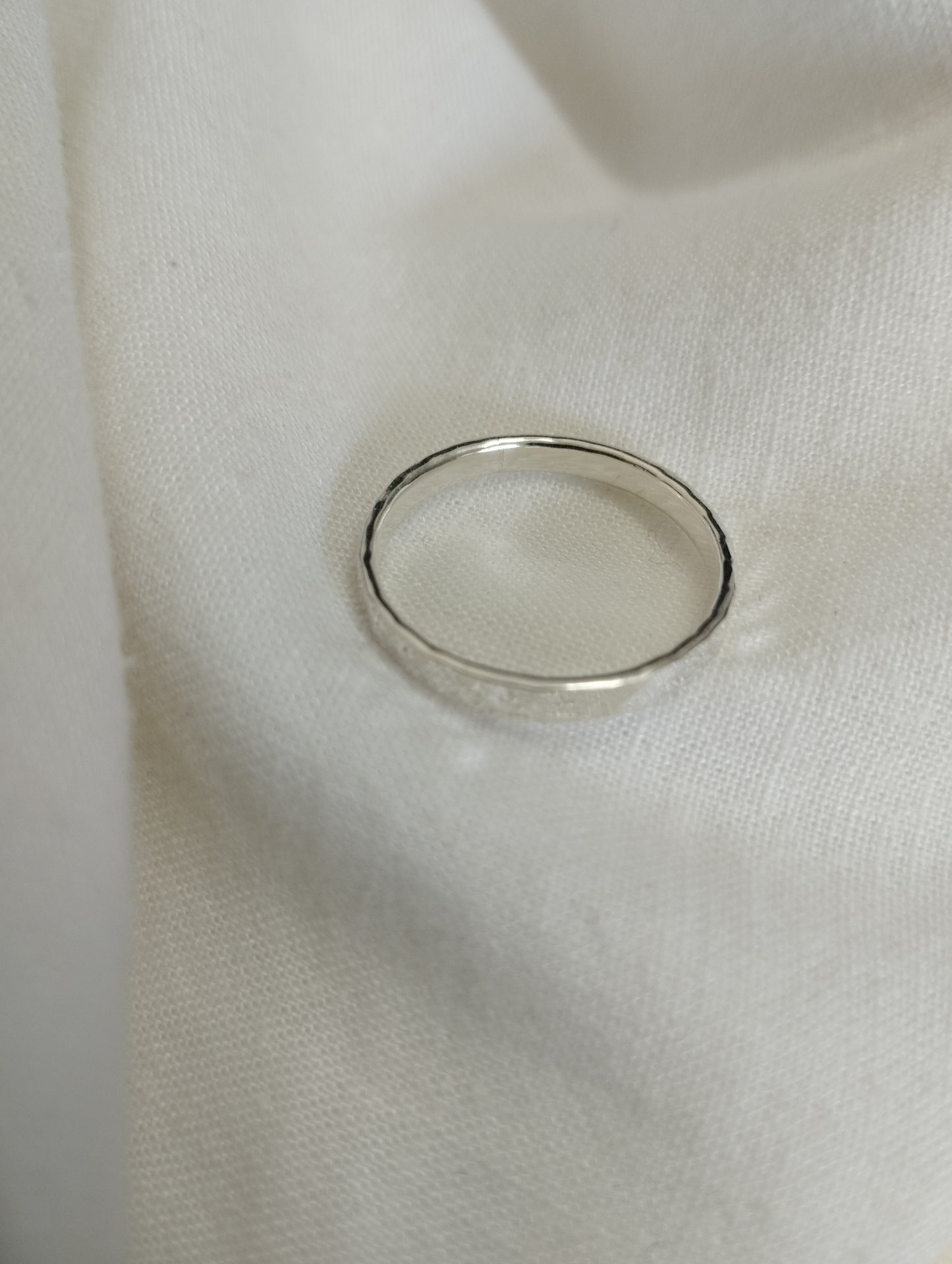 Thin Hammered Ring 5mm