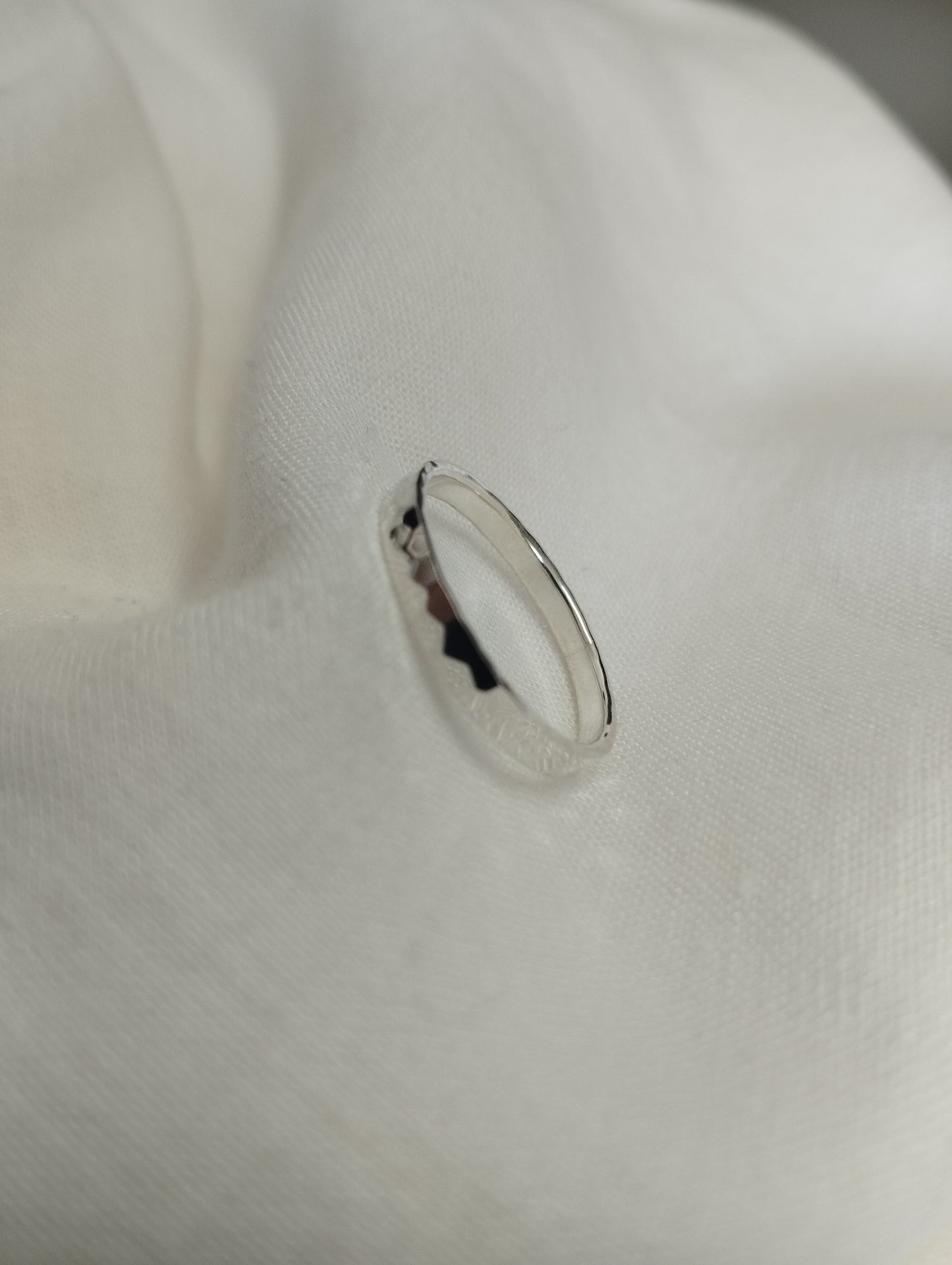 Thin Hammered Ring 5mm