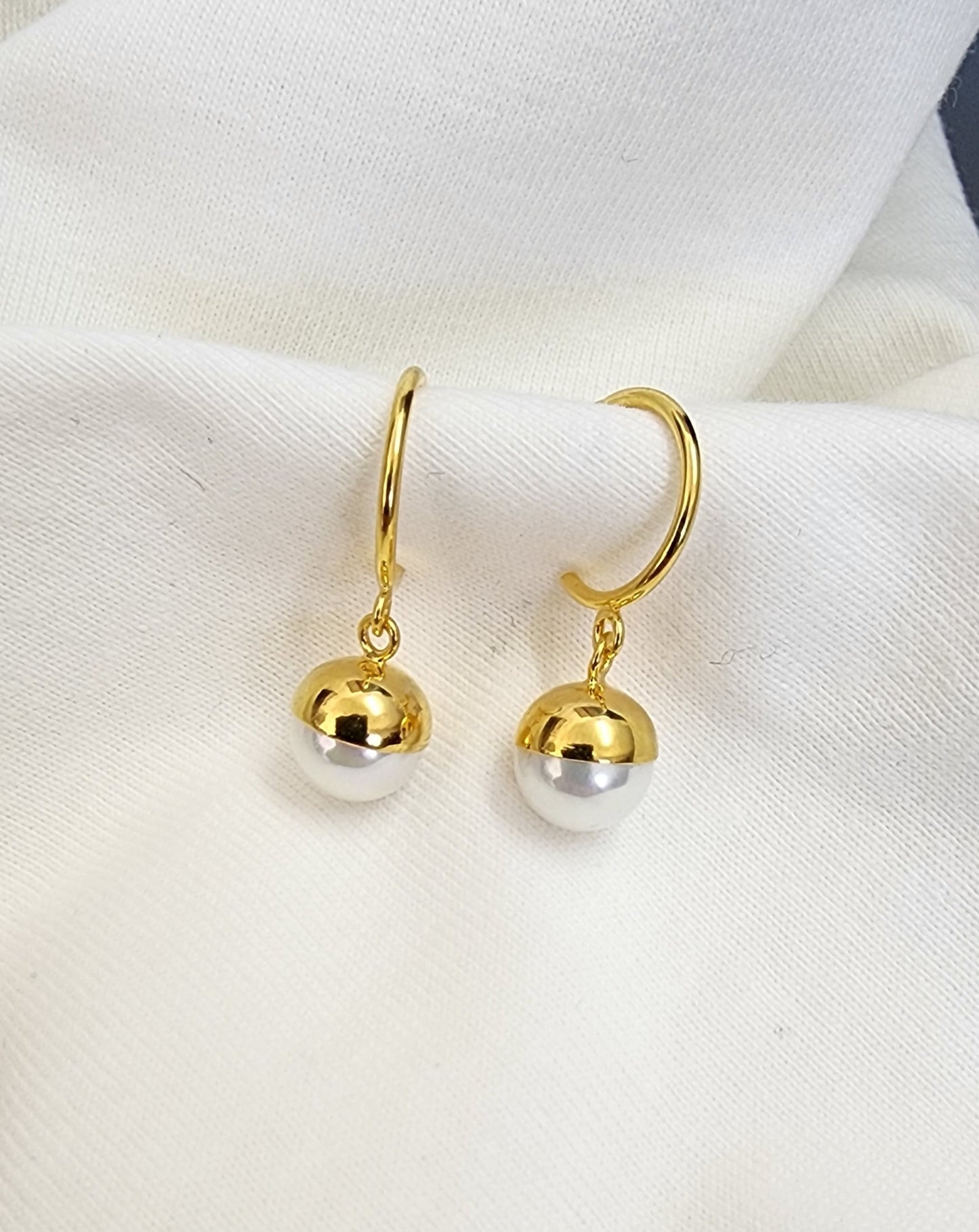 Pearlina Gold Studs