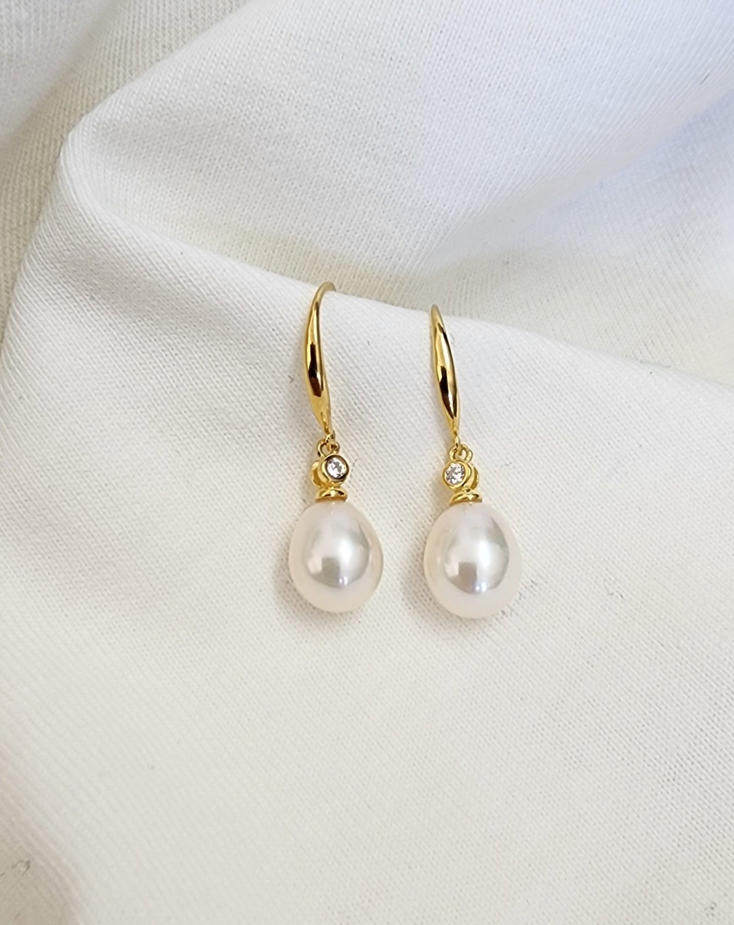 Maren Gold Drop Earrings