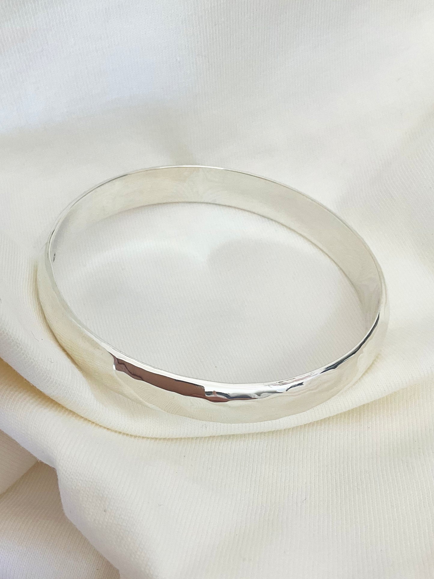 Olivia Bangle - 925 Silver