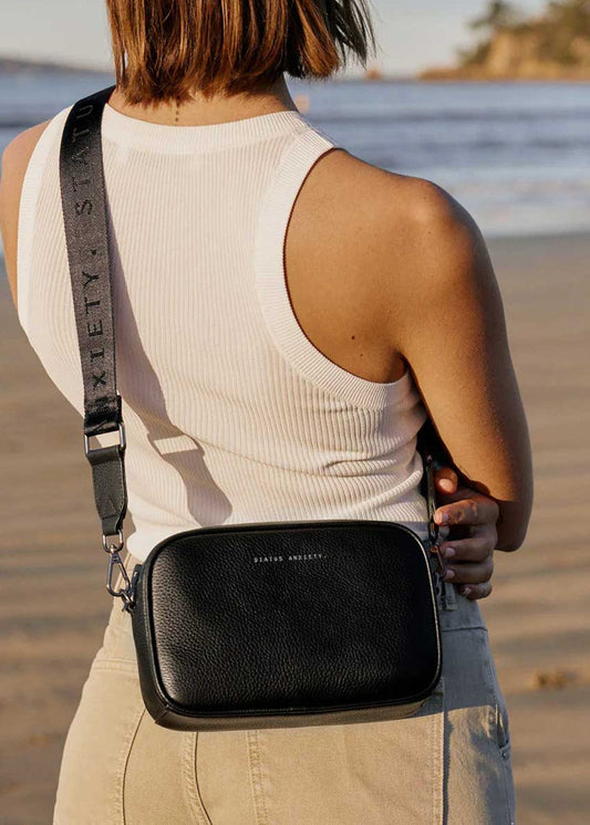 Plunder With Webbed Strap - Black