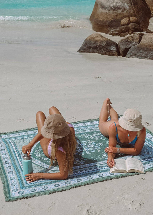 The Mira Rug