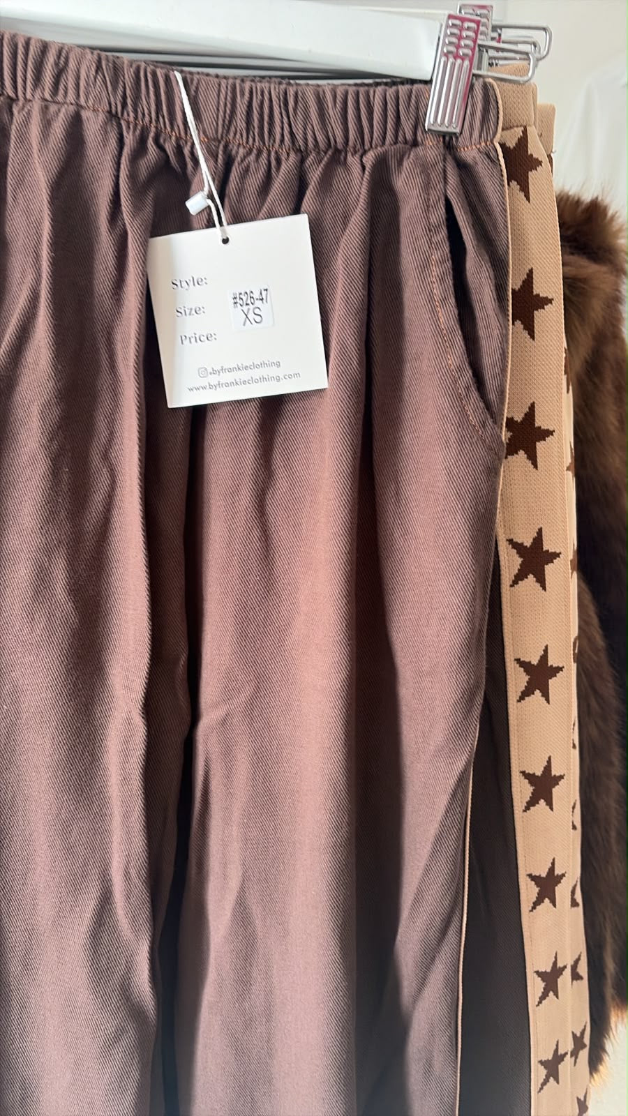 Star Pants Brown/Beige, By Frankie, star racer stripe detail