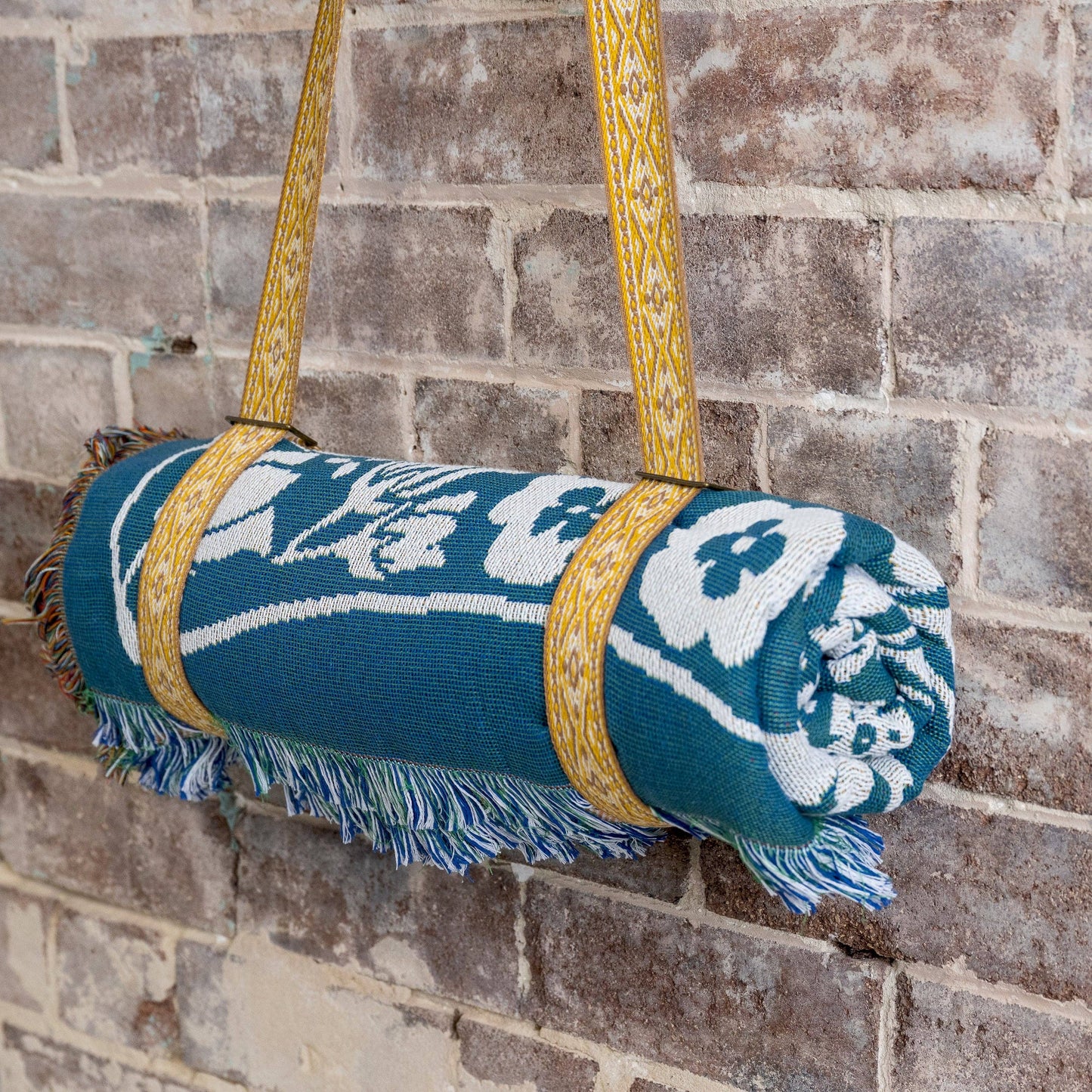 HENDEER - 'Across the Universe' Woven Picnic Rug/Throw: Regular 130x160cm