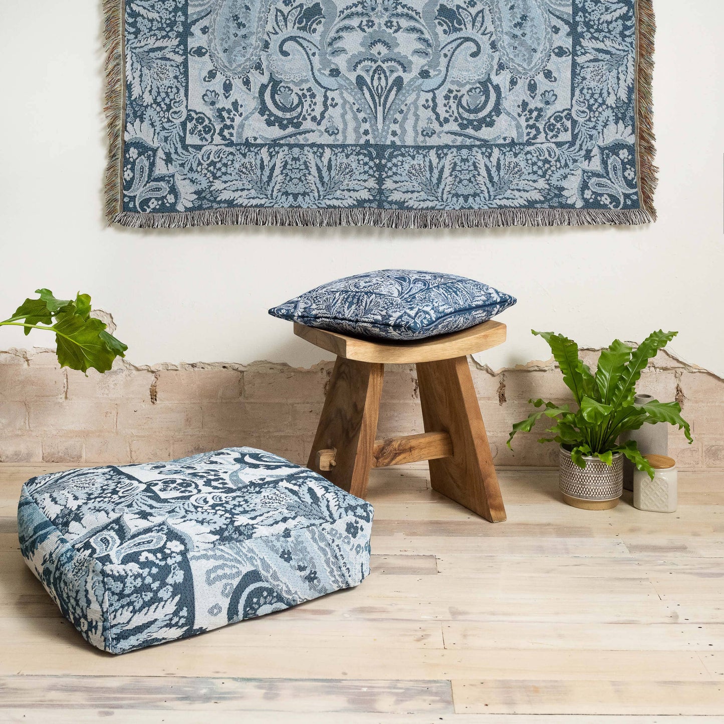 HENDEER - 'Yesterday' Woven Picnic Rug/Throw: Large 170x200cm