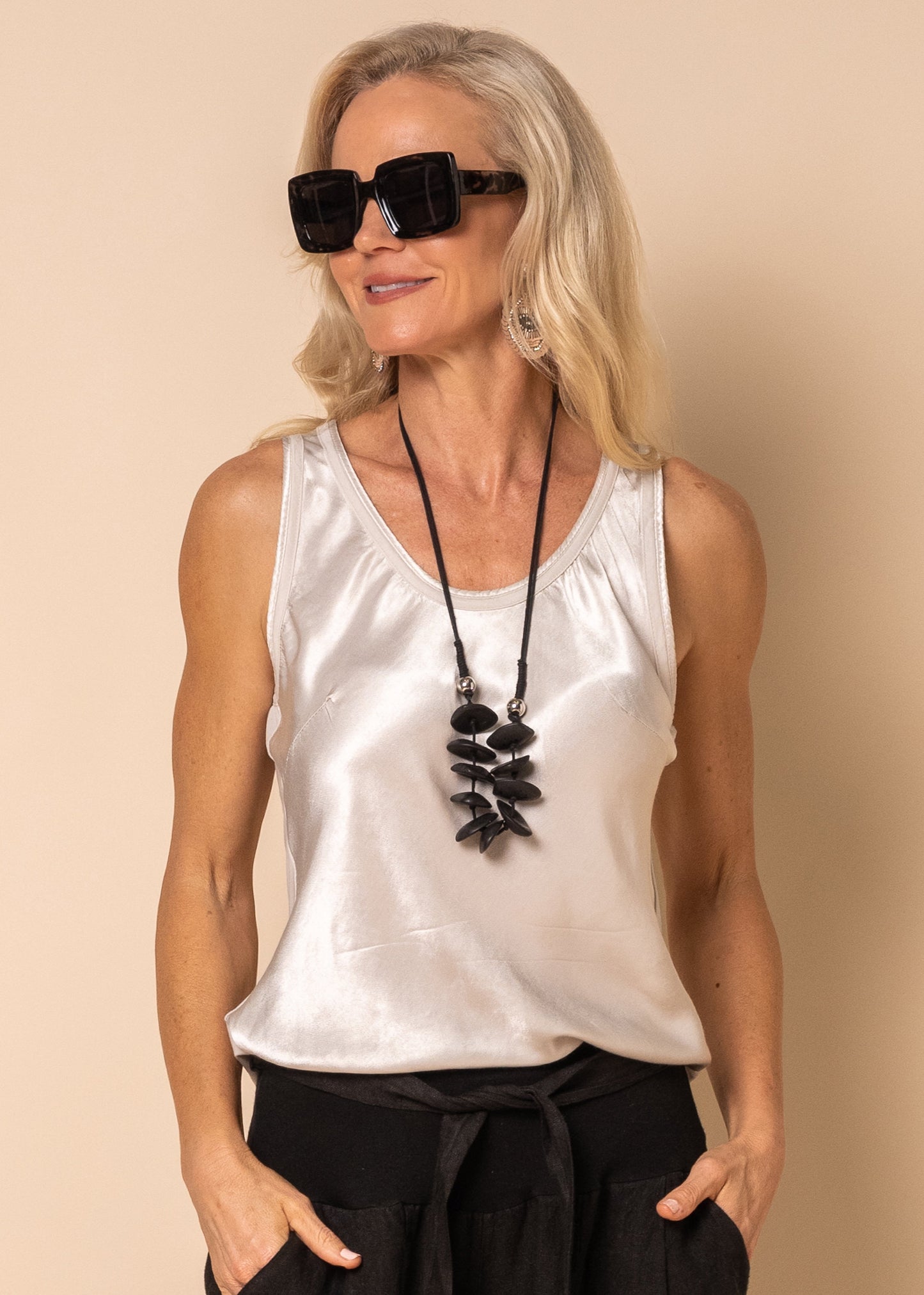 Toyah Singlet - Latte