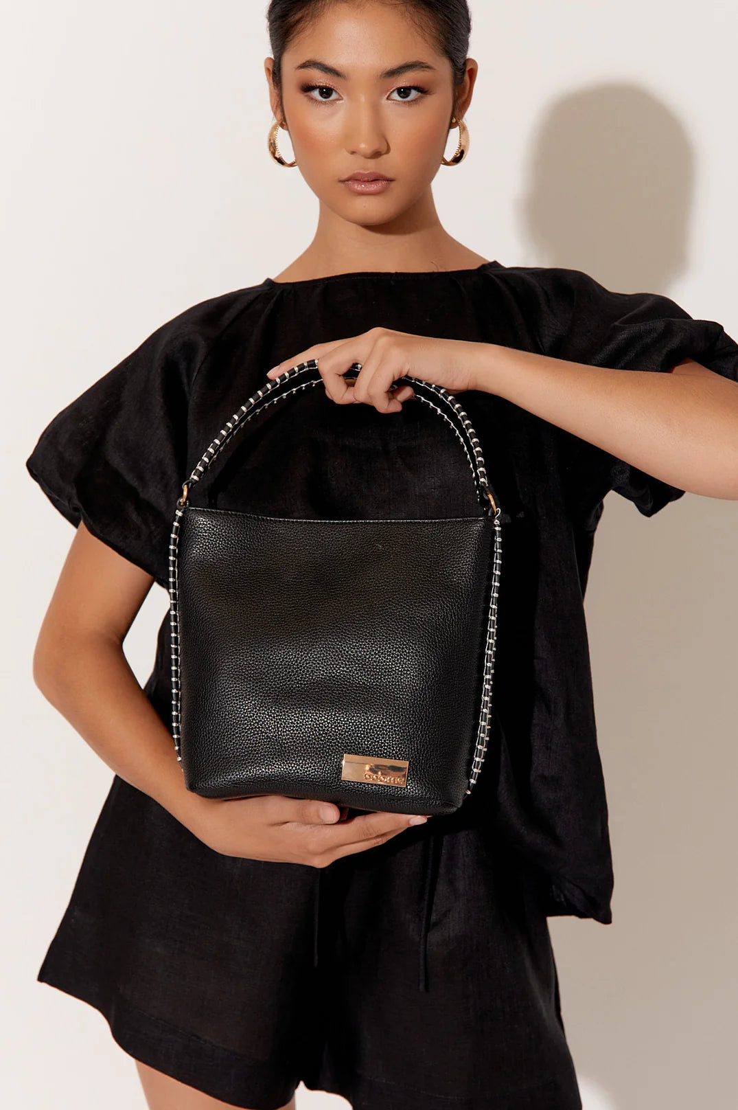 Stevie Blanket Bucket Bag - Black