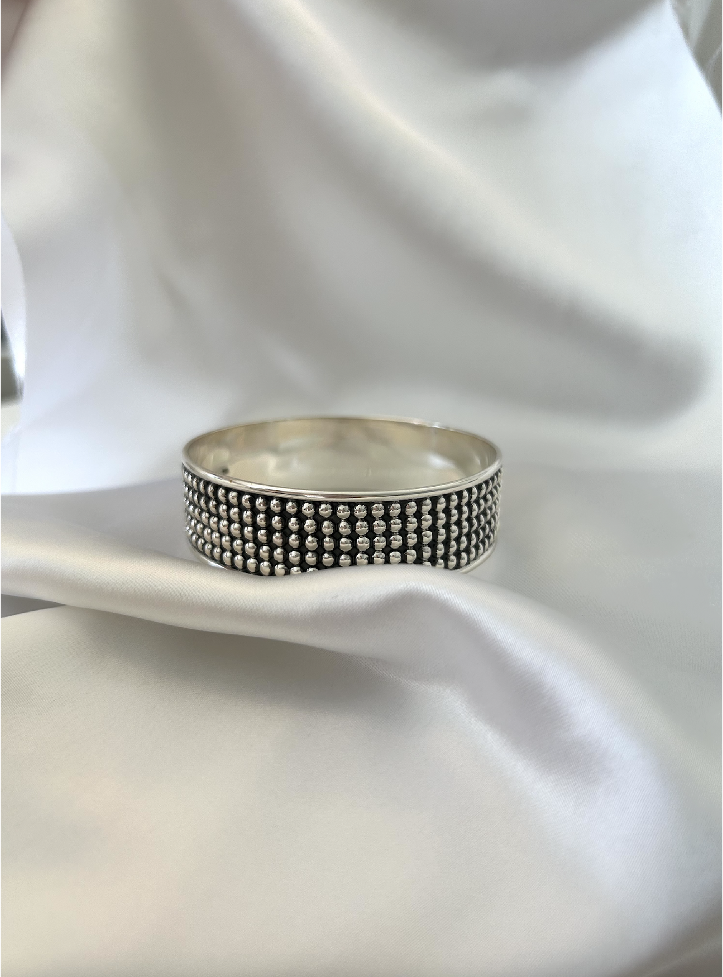 Cinco Stud Row Bangle