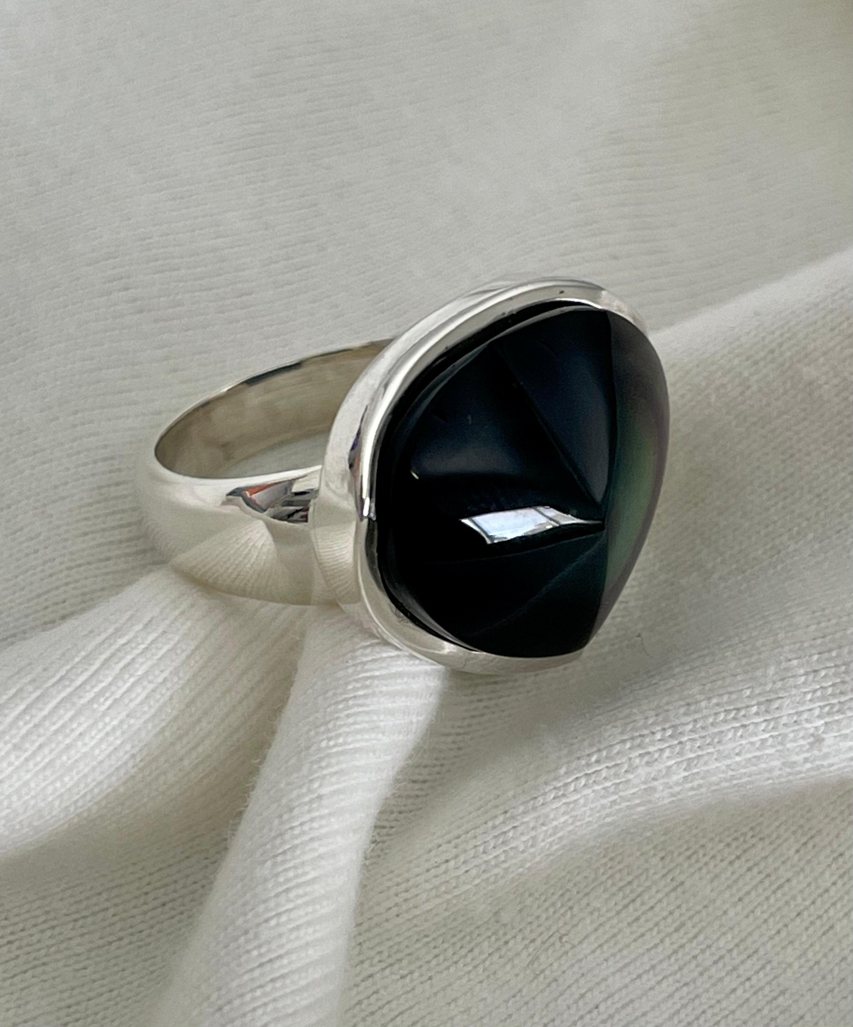 Black rainbow online ring