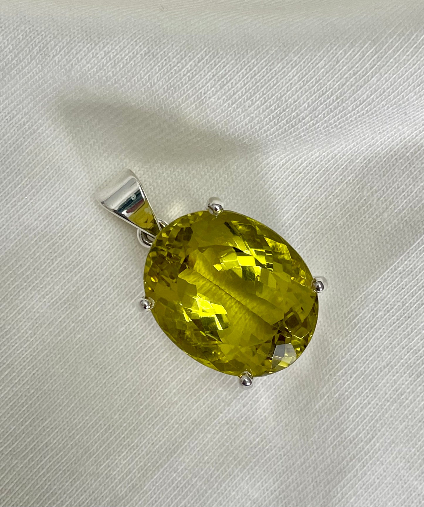 Lemon Quartz Pendant