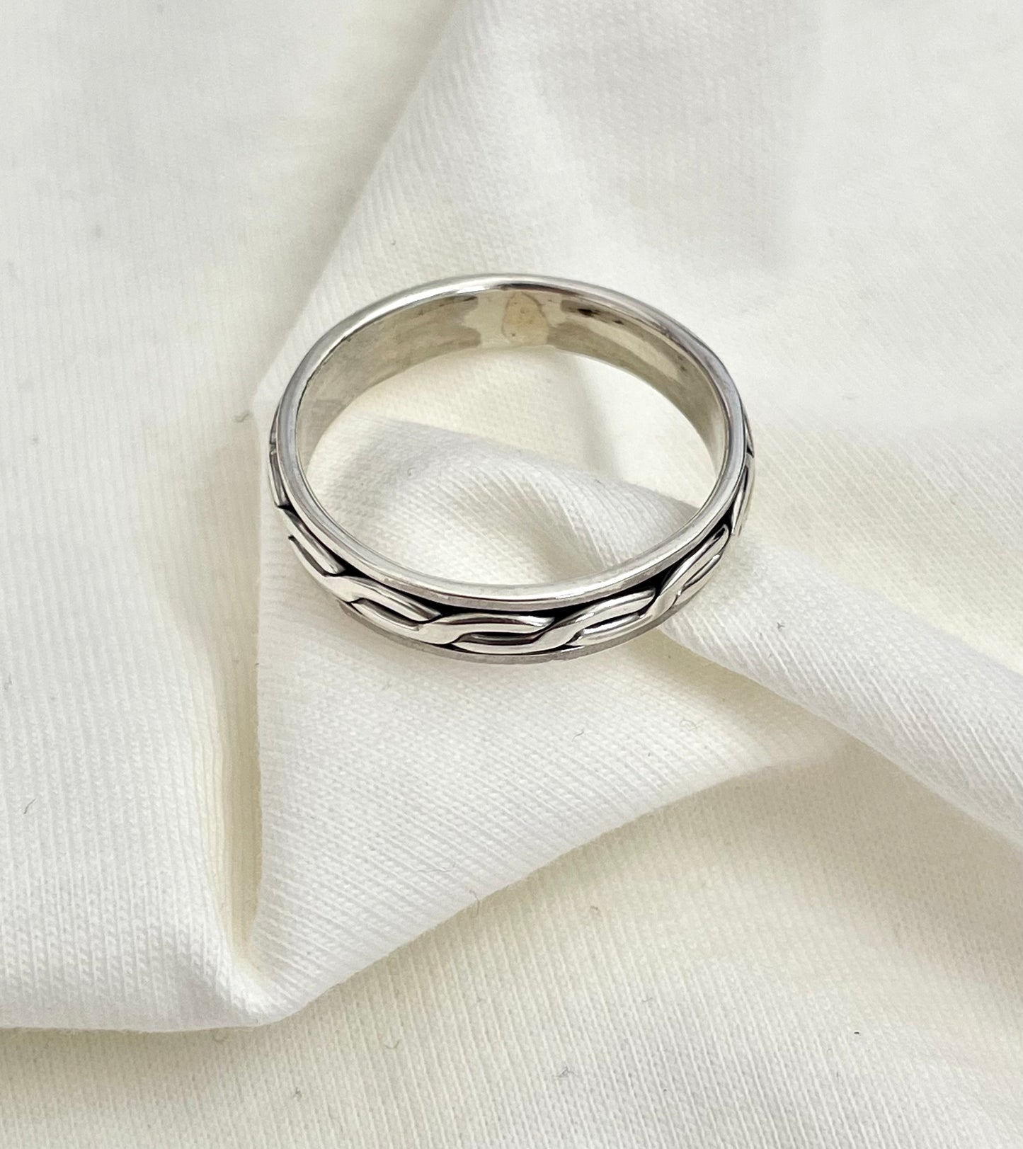 Silver Twister Ring