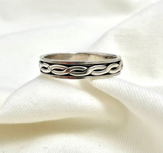 Silver Twister Ring