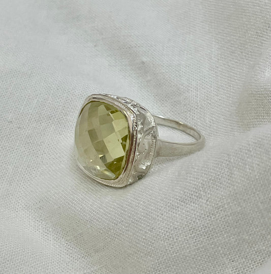 Lemon Quartz Ring