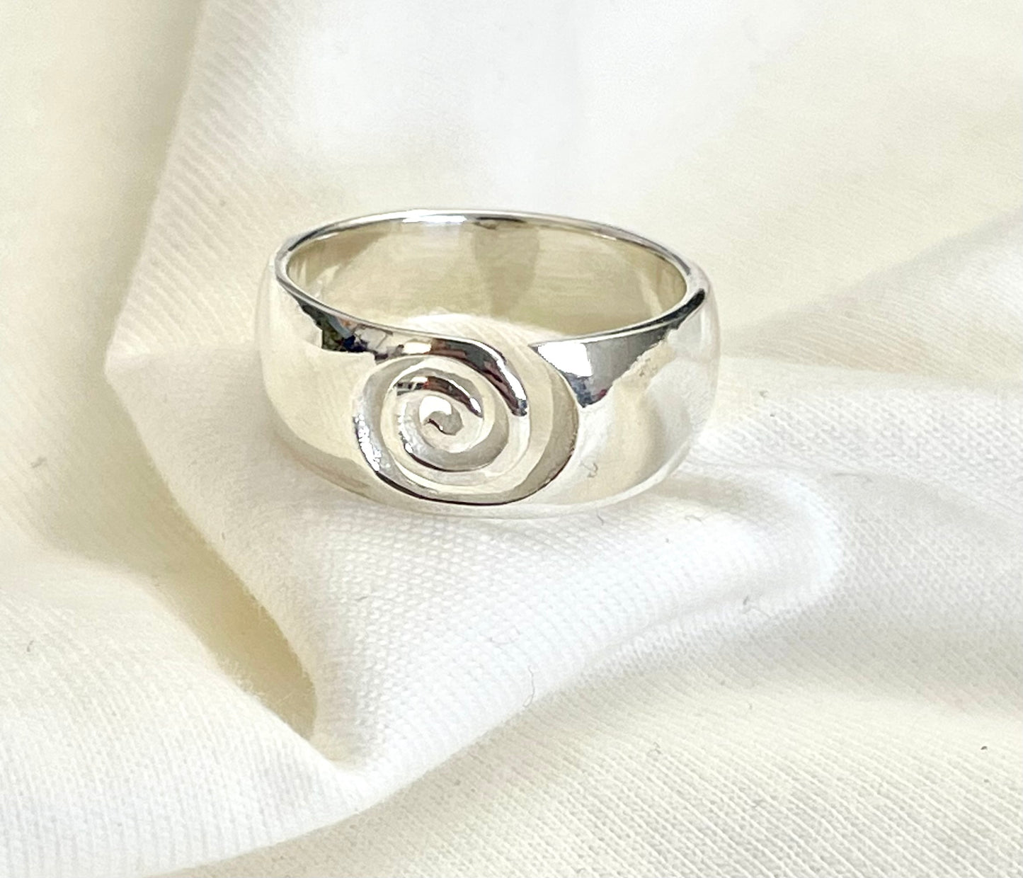 Silver Swirl Signet Ring