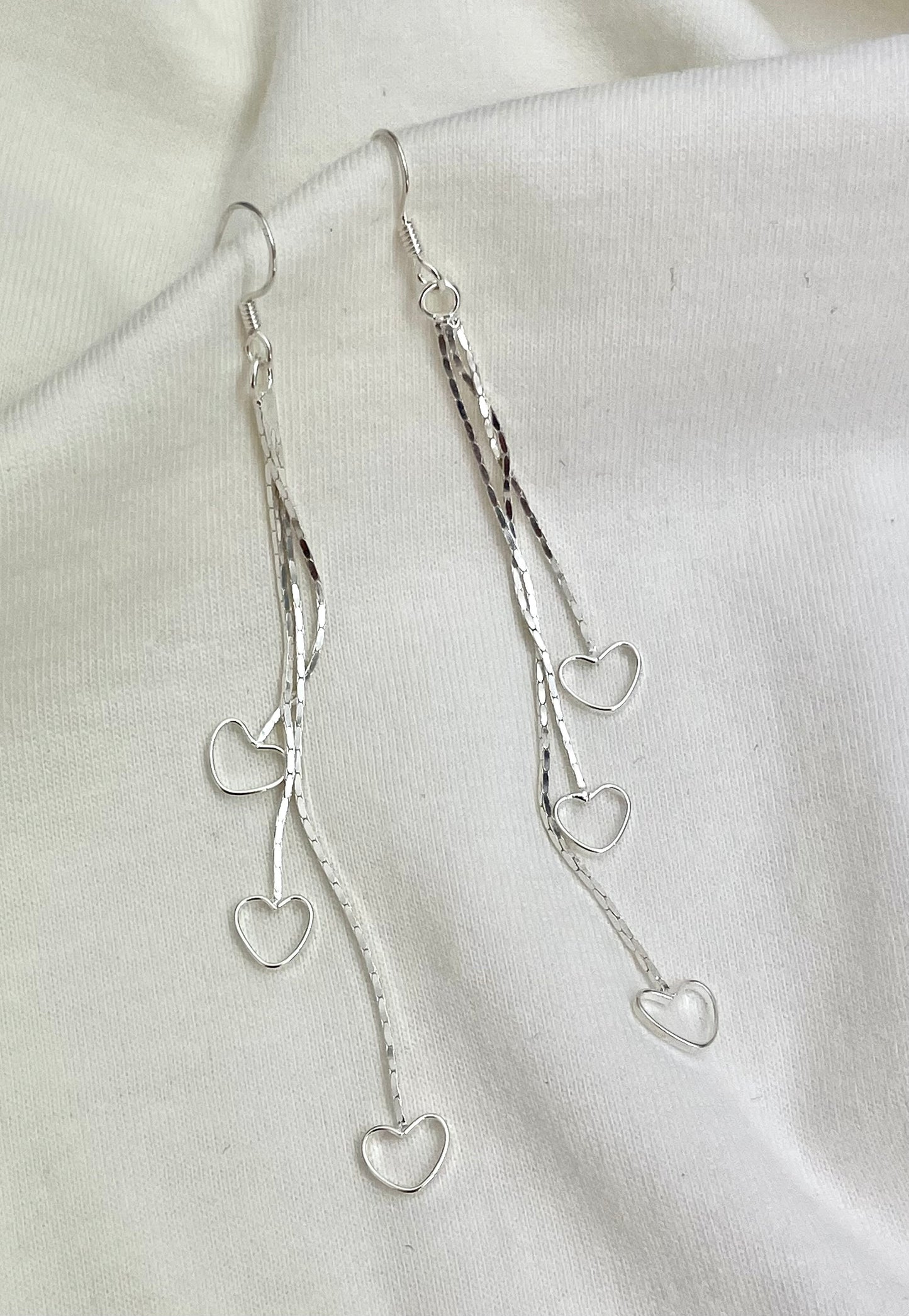 Chain of Hearts Earrings Silver