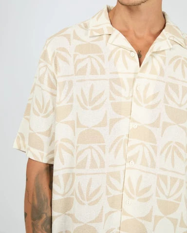 SNTGLTH Hourglass S/S Shirt