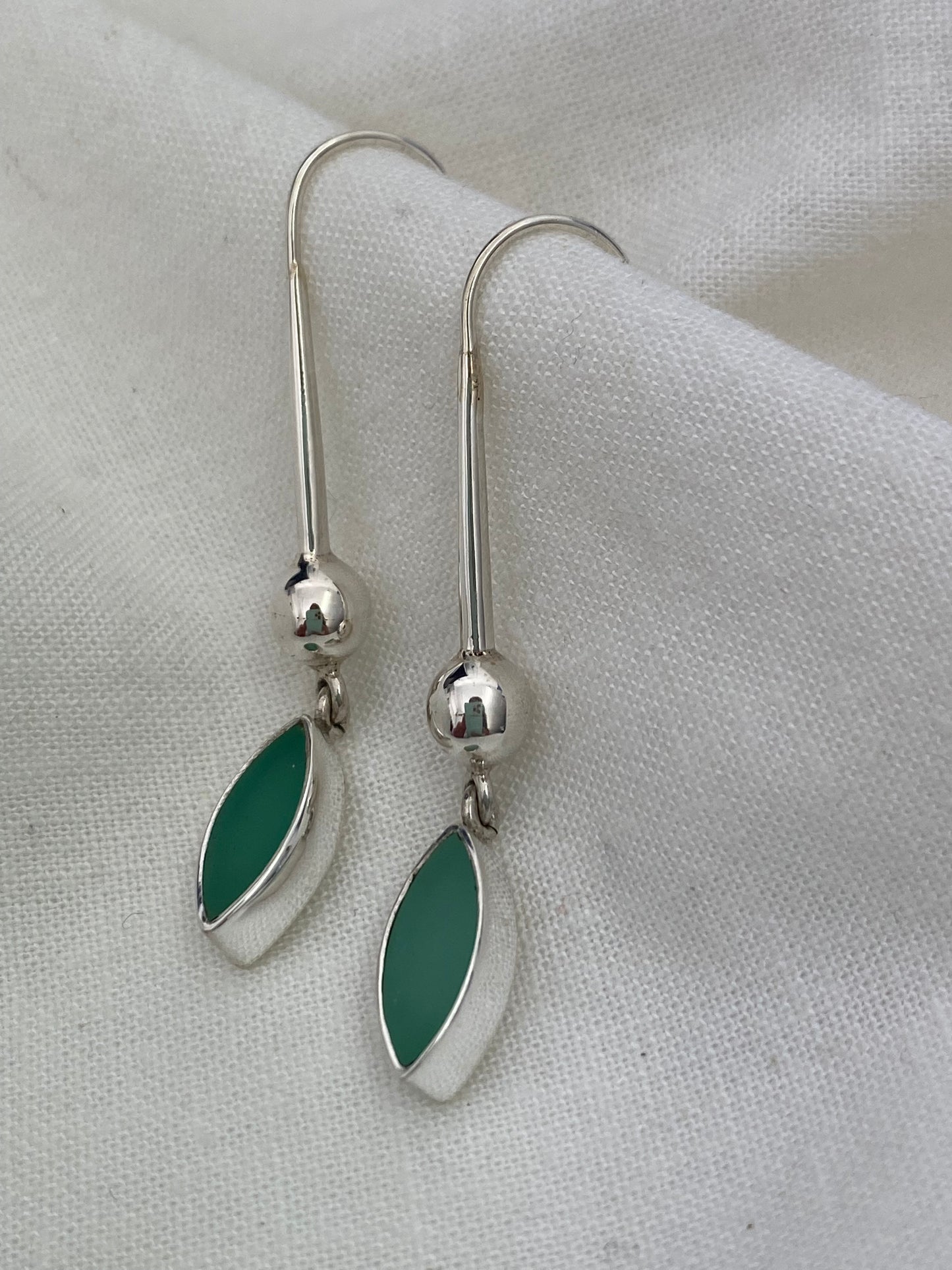 Hola Bella Earrings - Chrysoprase