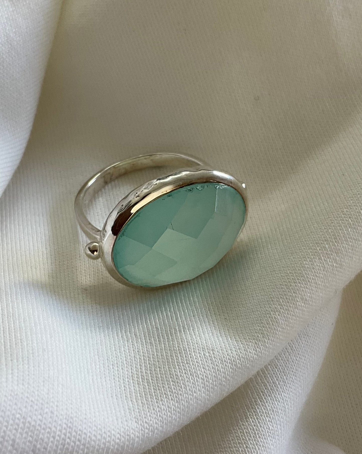 Tampico Aqua Calcedon Ring