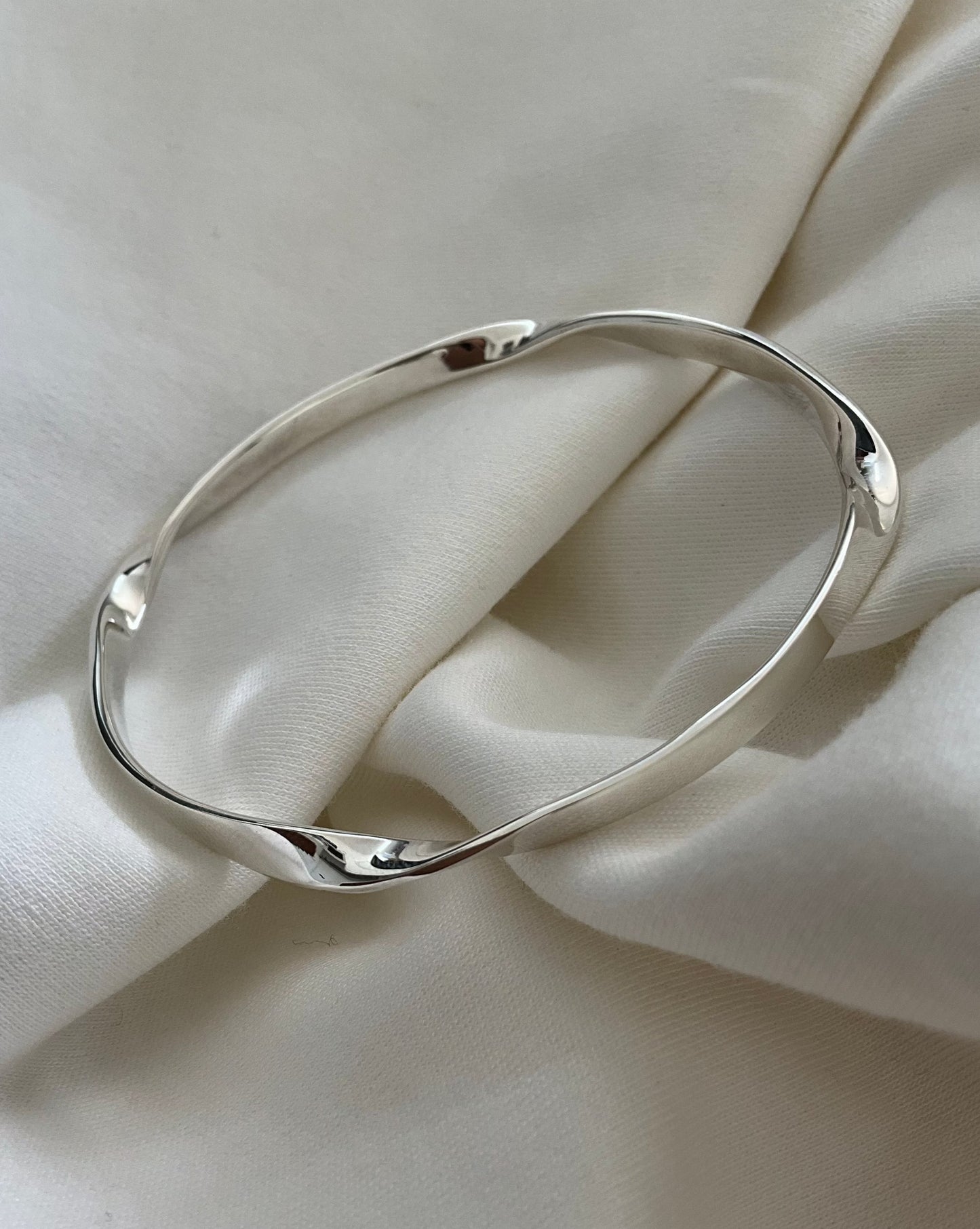 Kisumu Bangle - 925 Silver