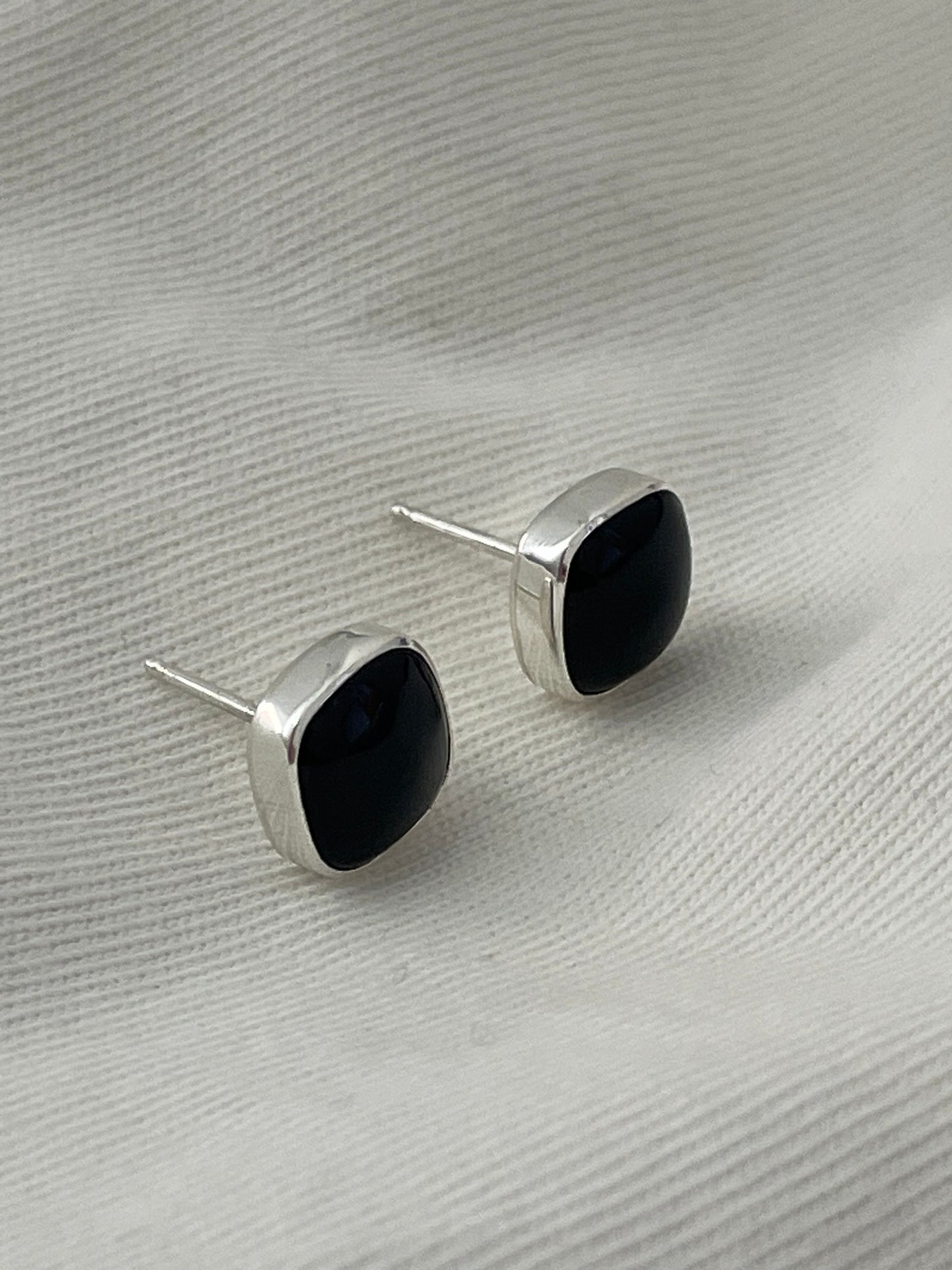 Hola Bella Obsidian Studs