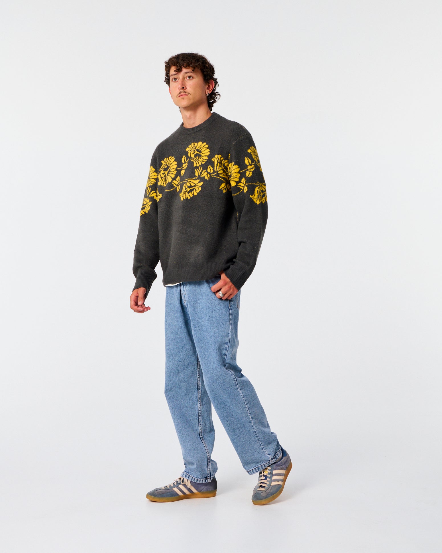 Peace Flower Crew Knit - Phantom - photo 4