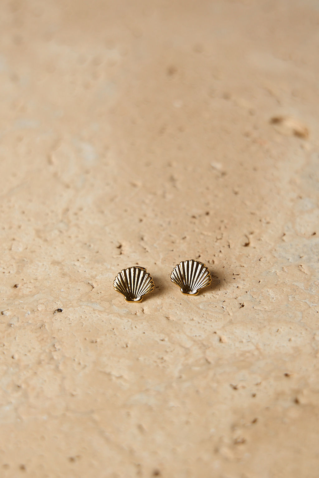 Ada Stud Earrings Gold - photo 1