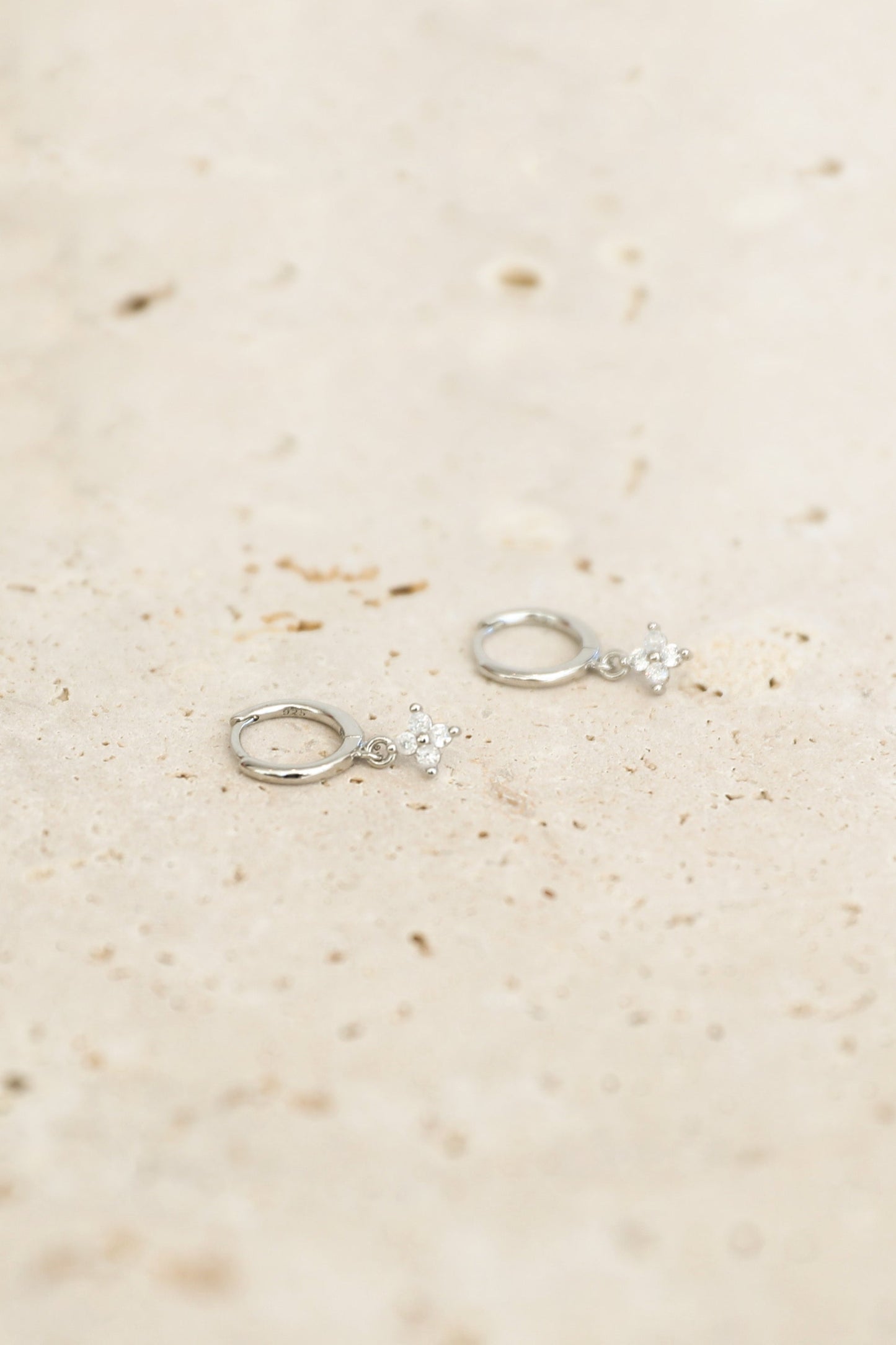 Jessie Hoop Earrings Silver - photo 1