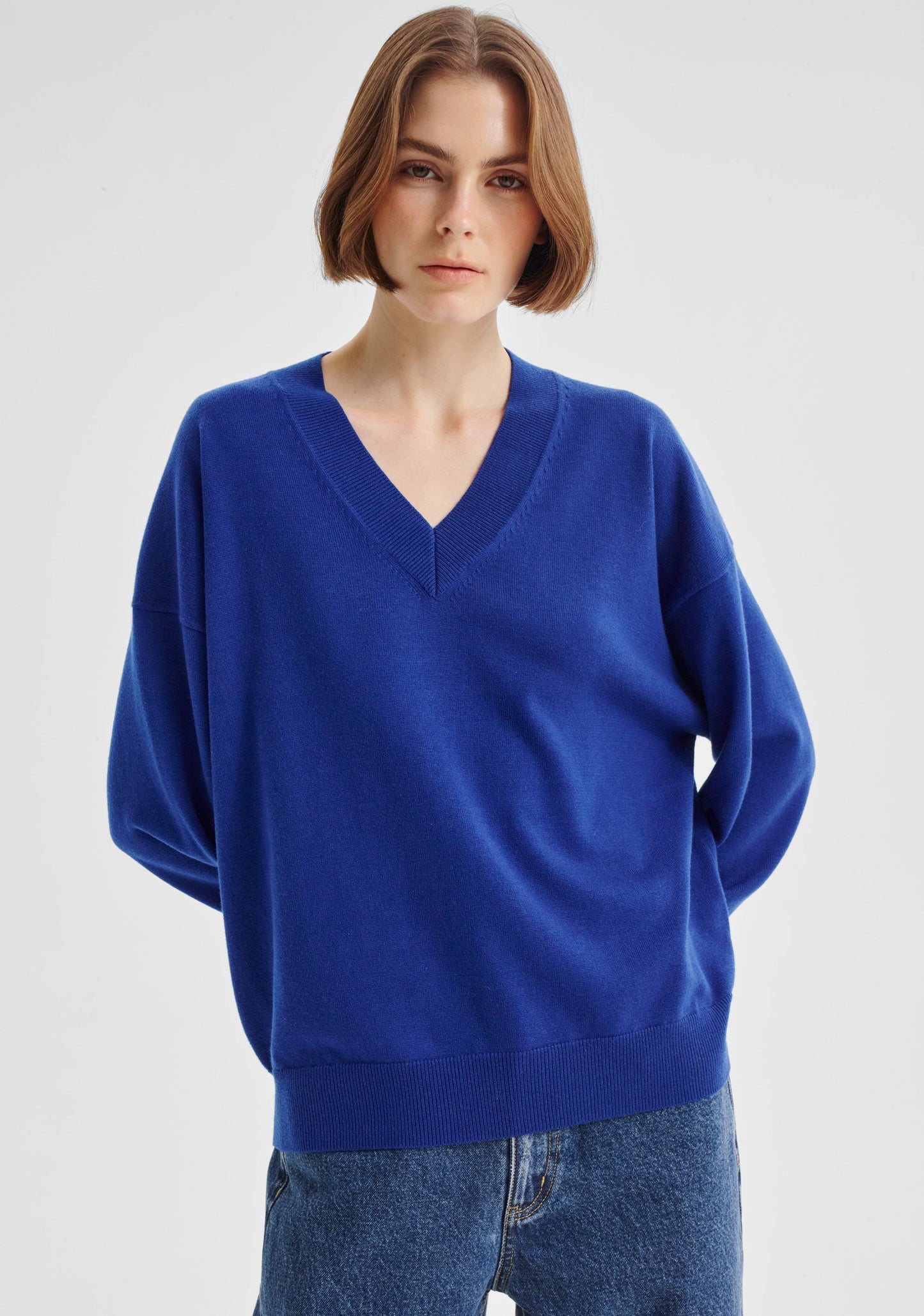 Payton V-Neck Merino Knit Pullover - Cobalt