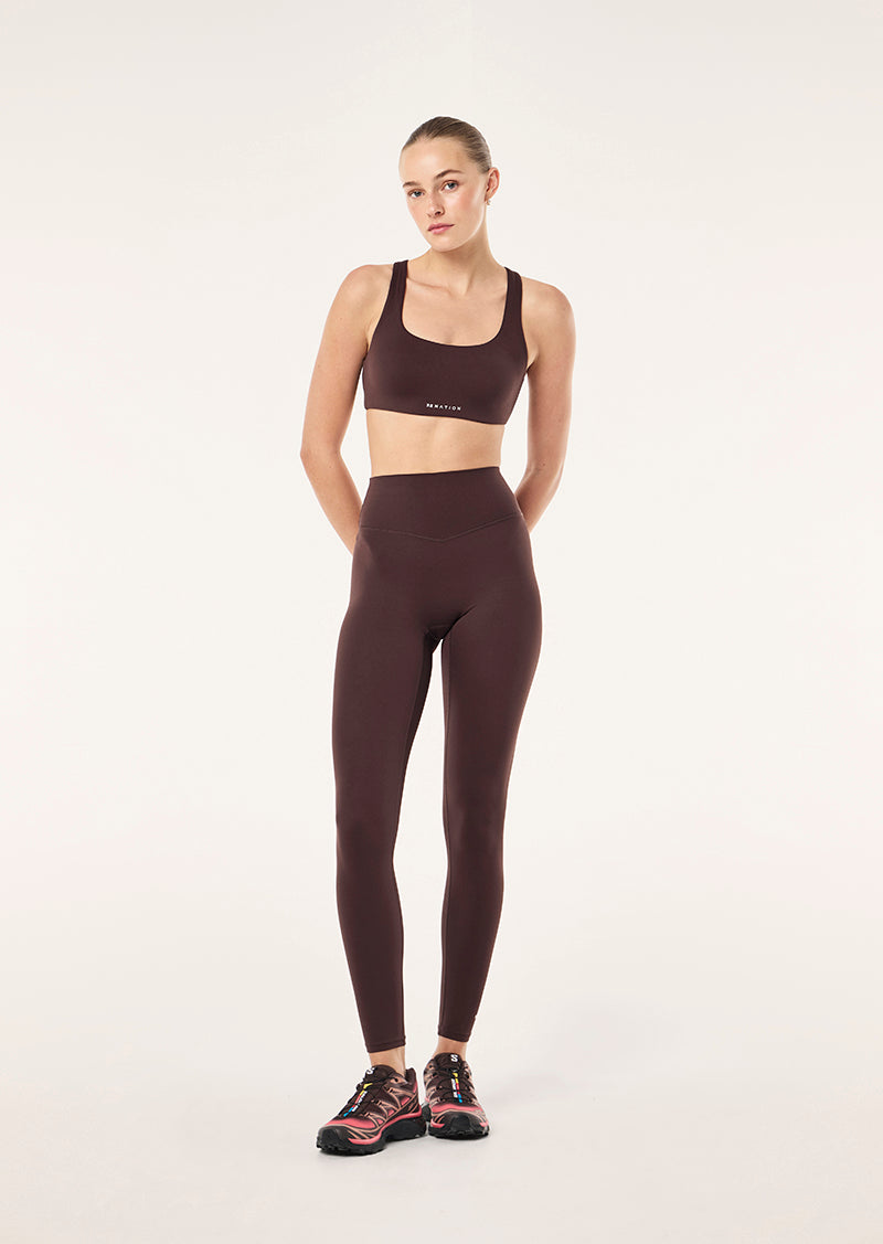 Signature Scoop Sports Bra - Dark Plum