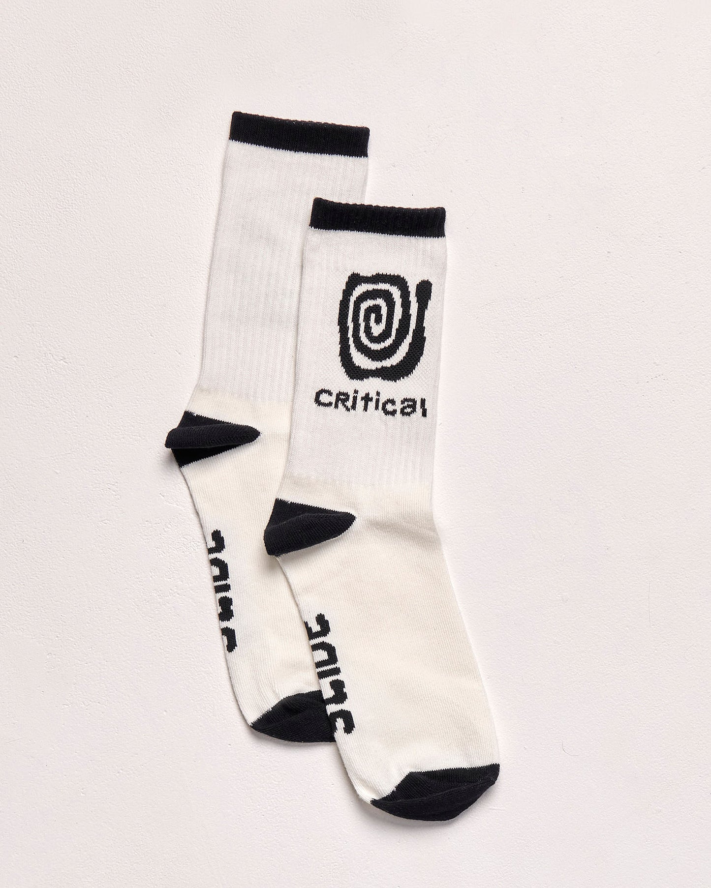 Desire 2PK Socks - Black and White