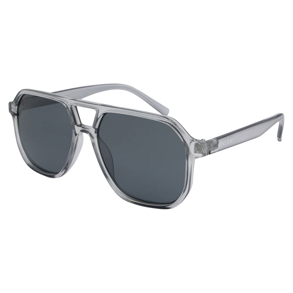Delilah Sunglasses - Grey Smoke