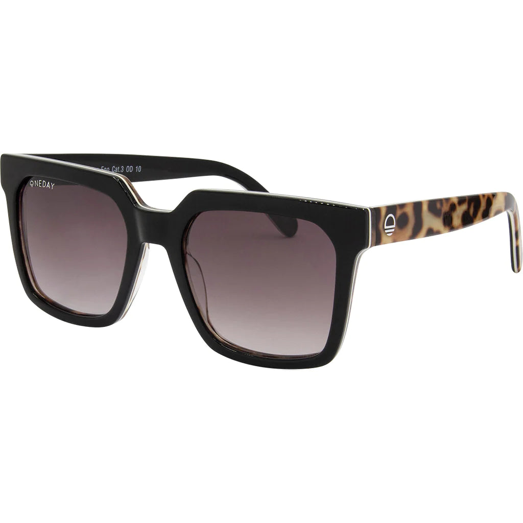 Alter Ego Sunglass - Leopard / Smoke