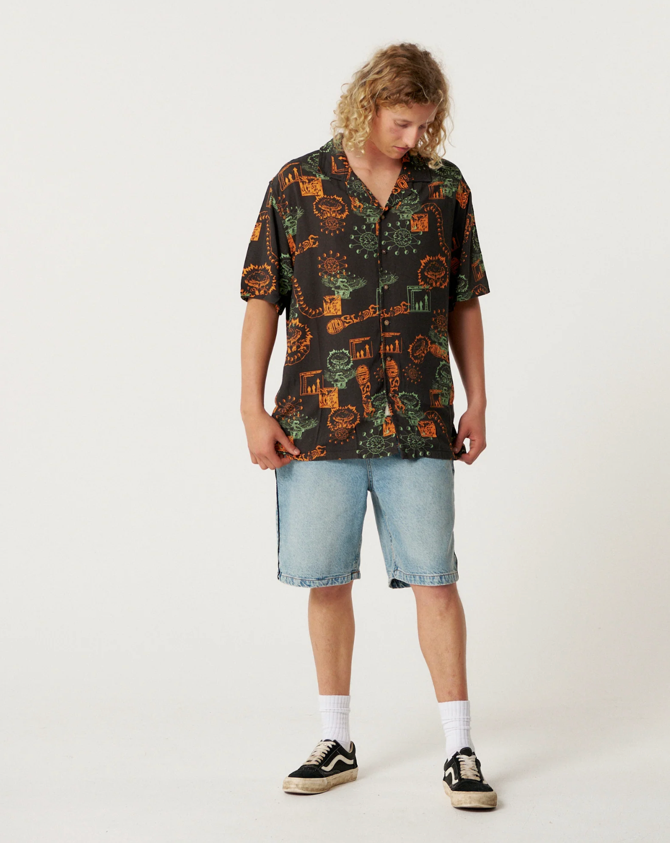 Madness Resort Shirt - Black