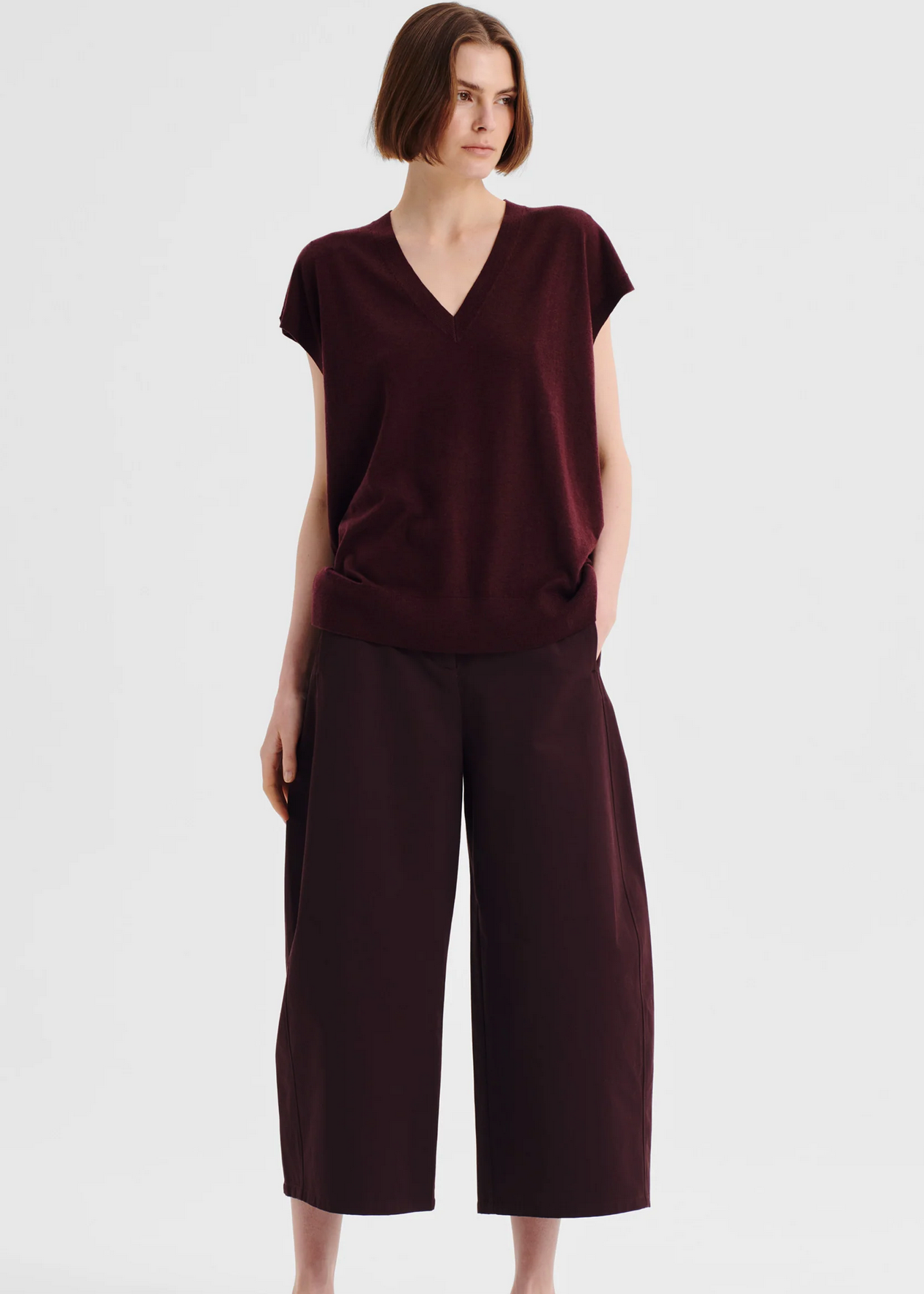 Oxford Merino Knit Vest - Pinot